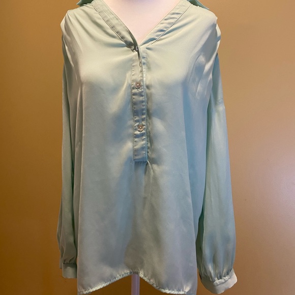 Misoka soft blouse - Picture 2 of 5
